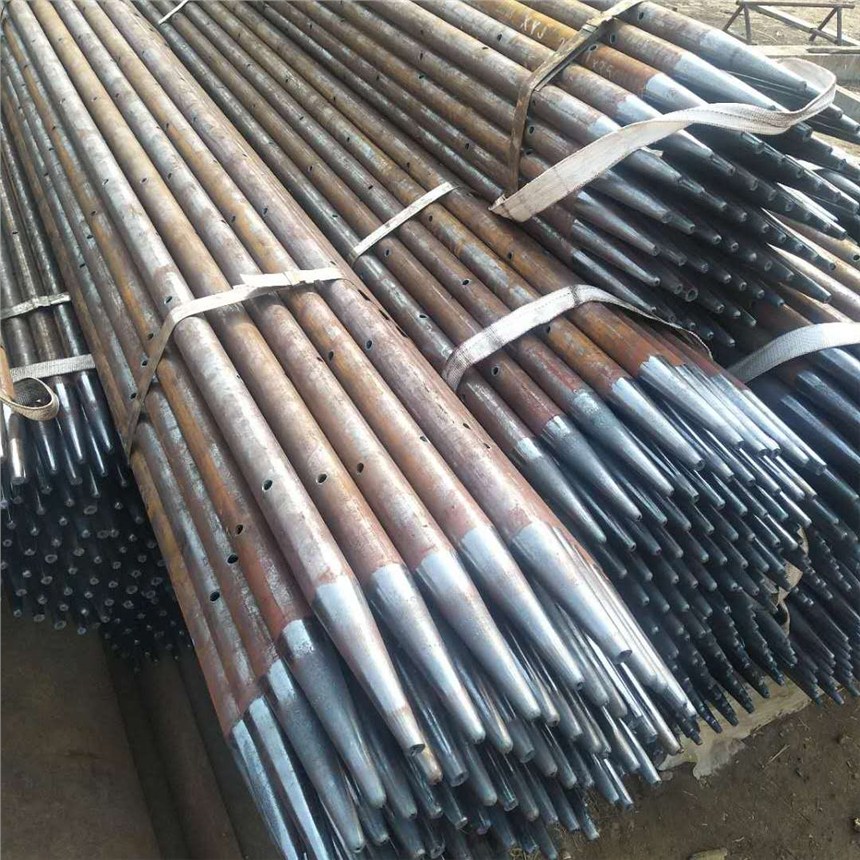 阿拉尔诺德金属结构1300吨注浆管发往云南昆明 助力西南基建